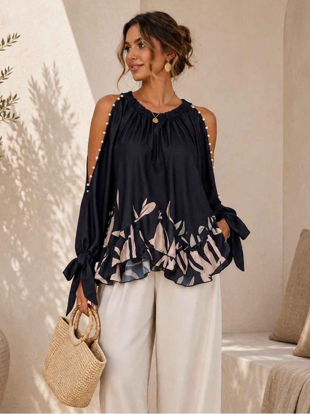 CHICME Women's Blouse Size XL - Cut Out Sleeve
Pearl Detail Boho Top